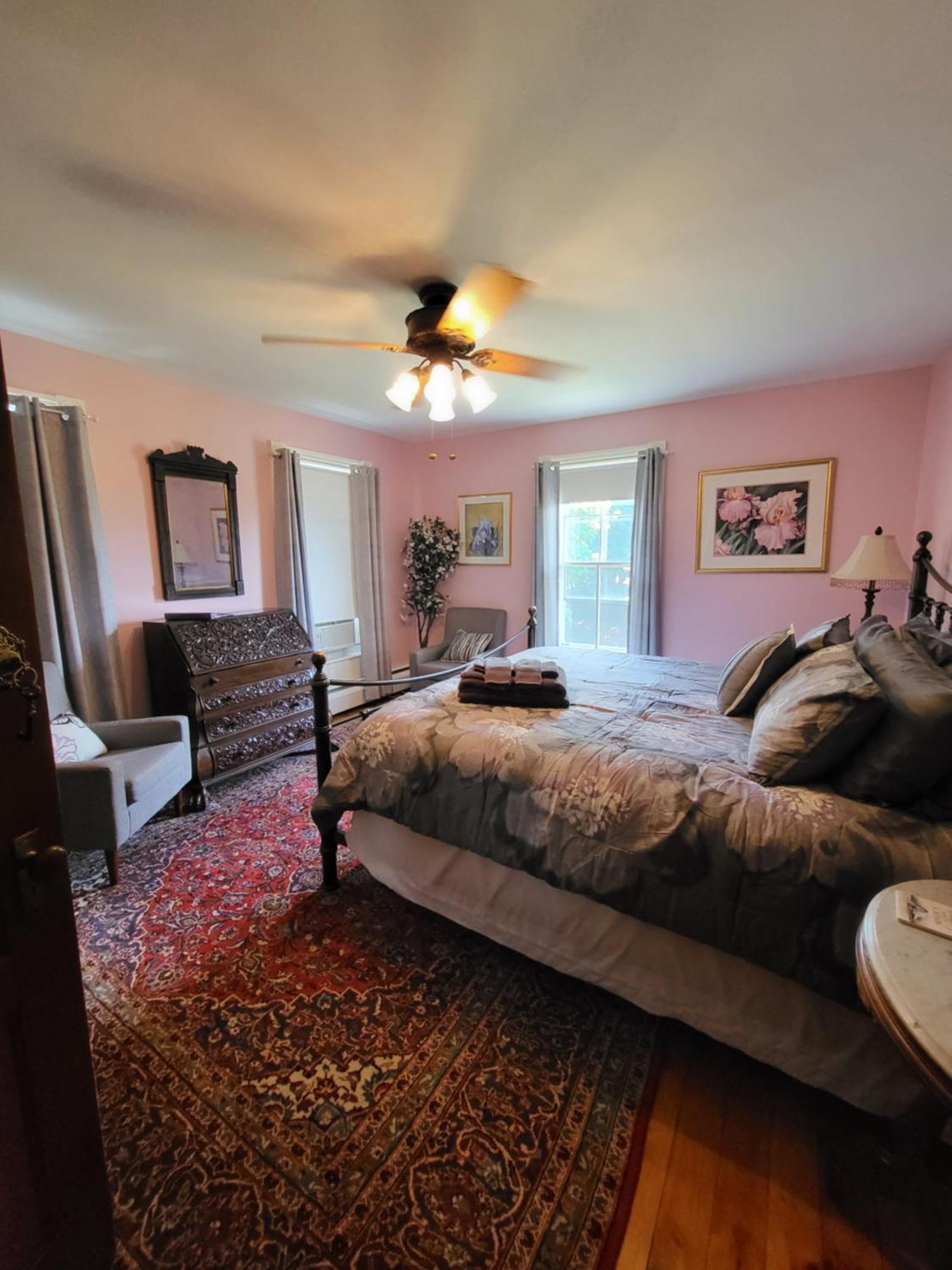 The Fox And The Grapes Bed & Breakfast Lodi Exterior photo