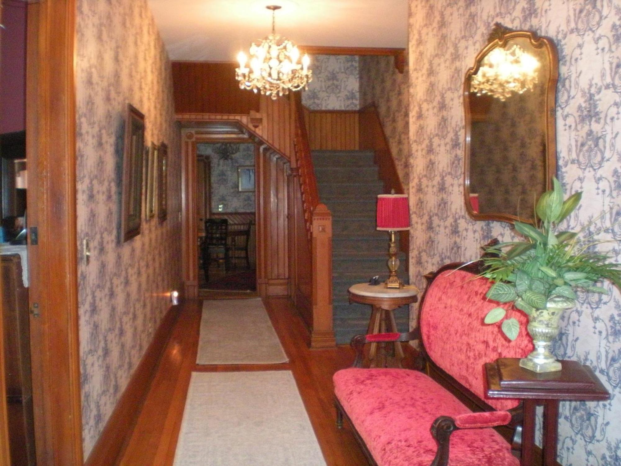 The Fox And The Grapes Bed & Breakfast Lodi Exterior photo